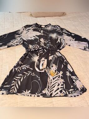 H&M Black and White Printed Dress